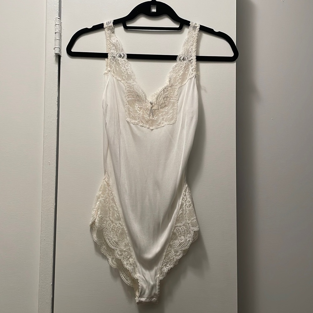 Never worn lace bodysuit